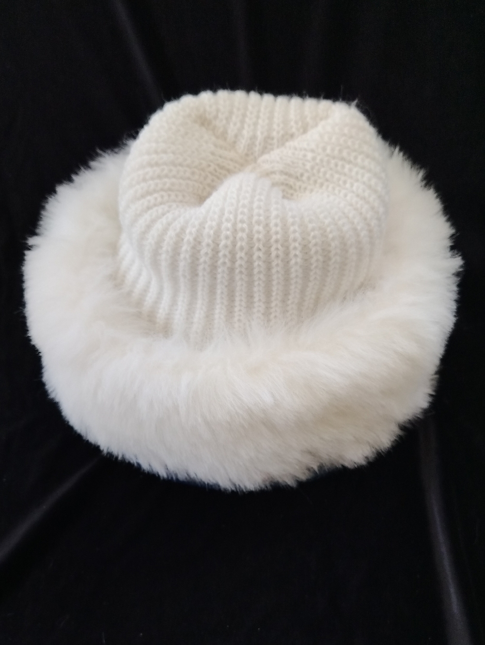 Women's Faux Fur Hat